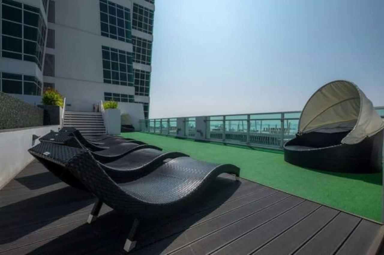 Loft Pano Seaview Suite 2 Bedroom By The Only Bnb Jelutong 외부 사진